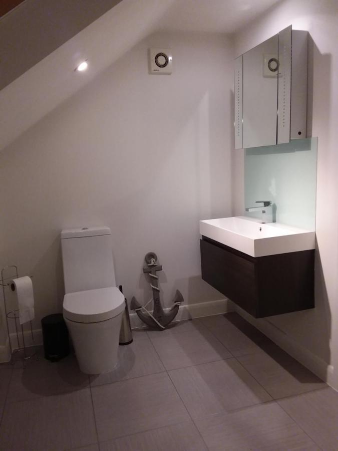 Ferienwohnung Kneese Loft Chesterfield Exterior foto